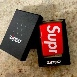 Supreme Zippo